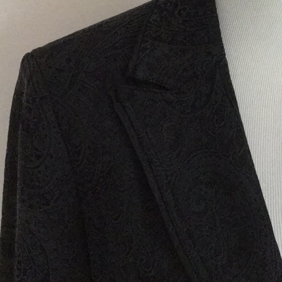 Paisley tuxedo blazer - for work or play - Picture 2 of 7